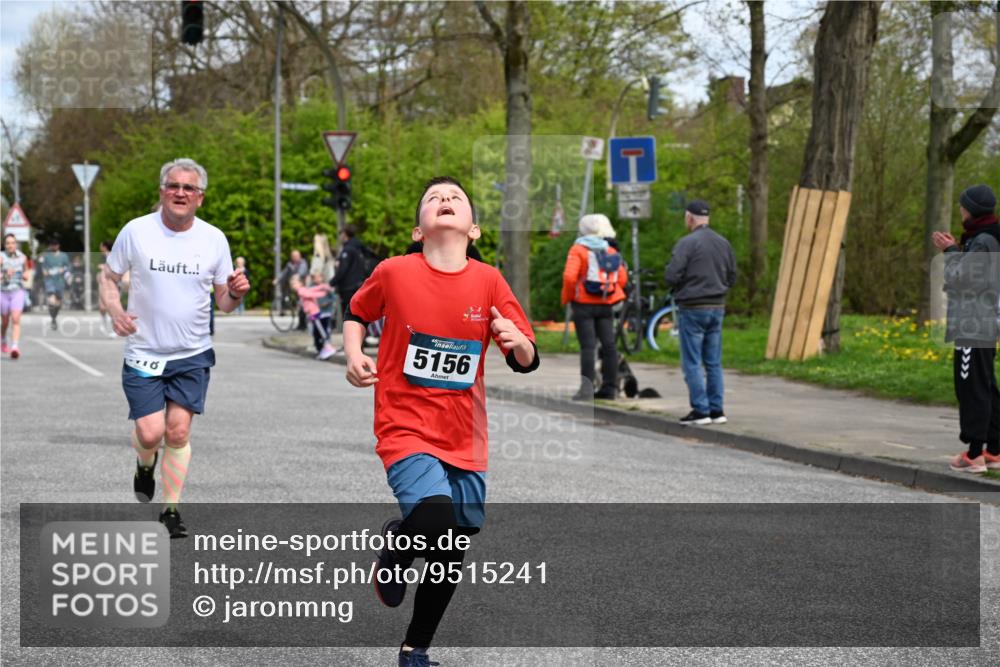 12.04.2026 - 45. Internationalen Wilhelmsburger Insellauf J. Mangold http://msf.ph/oto/9515241 12.04.2026 13:14:35 Ziel 3360, 3443, 3469, 2107, 4421, 5242, 3425, 5142, 4852, 2430, 5813, 4747, 3773, 5602, 4960, 4418, 5156, 5156, 4111, 3306, 3328, 2772, 5348, 4837, 4838, 4669, 2110, 4695, 2815, 2785, 2043, 2118, 5755, 5029 meine-sportfotos.de