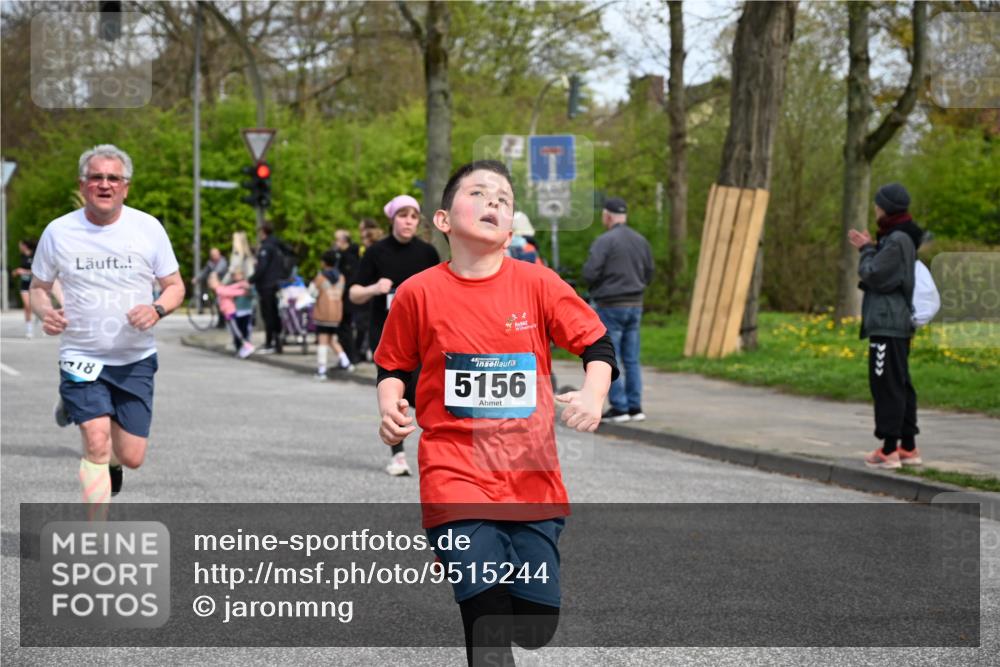 12.04.2026 - 45. Internationalen Wilhelmsburger Insellauf J. Mangold http://msf.ph/oto/9515244 12.04.2026 13:14:36 Ziel 3360, 3443, 3469, 2107, 4421, 5242, 3425, 5142, 4852, 2430, 5813, 4747, 3773, 5602, 4960, 4418, 5156, 4111, 3306, 3328, 2772, 5348, 4837, 4838, 4669, 2110, 4695, 2815, 2785, 2043, 2118, 5755, 5029, 4662, 4663 meine-sportfotos.de