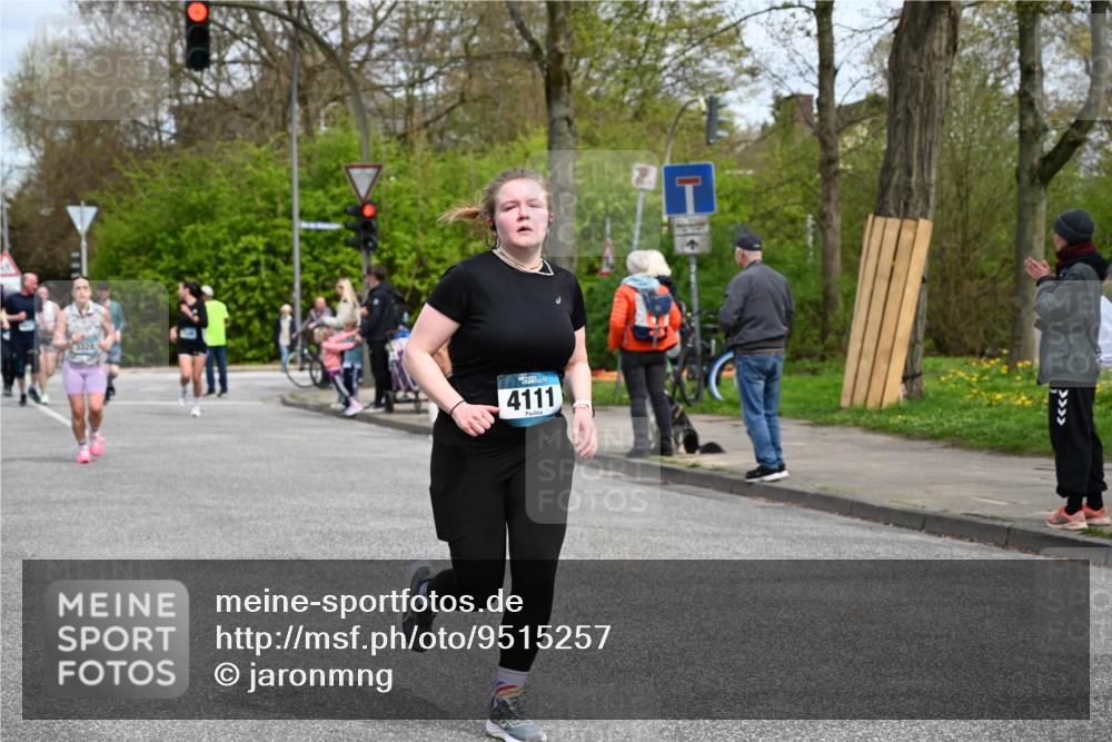12.04.2026 - 45. Internationalen Wilhelmsburger Insellauf J. Mangold http://msf.ph/oto/9515257 12.04.2026 13:14:38 Ziel 3360, 3443, 3469, 2107, 4421, 5242, 3425, 5142, 4852, 2430, 5813, 4747, 3773, 5602, 4960, 4418, 5156, 4111, 3306, 3328, 3306, 3328, 2772, 5348, 4837, 4838, 4669, 2110, 4695, 2815, 2785, 2043, 2118, 5755, 5029, 4662, 4663, 4559, 3308 meine-sportfotos.de