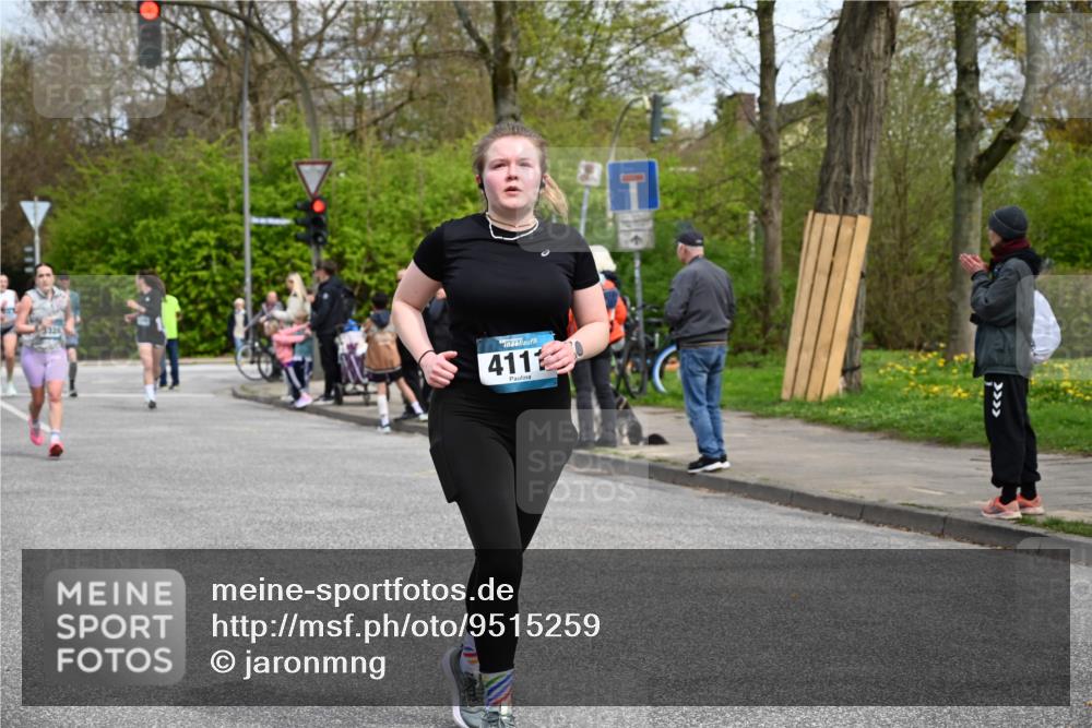 12.04.2026 - 45. Internationalen Wilhelmsburger Insellauf J. Mangold http://msf.ph/oto/9515259 12.04.2026 13:14:38 Ziel 3360, 3443, 3469, 2107, 4421, 5242, 3425, 5142, 4852, 2430, 5813, 4747, 3773, 5602, 4960, 4418, 5156, 4111, 3306, 3328, 3306, 3328, 2772, 5348, 4837, 4838, 4669, 2110, 4695, 2815, 2785, 2043, 2118, 5755, 5029, 4662, 4663, 4559, 3308 meine-sportfotos.de