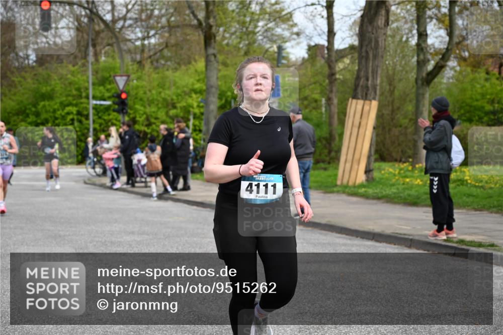 12.04.2026 - 45. Internationalen Wilhelmsburger Insellauf J. Mangold http://msf.ph/oto/9515262 12.04.2026 13:14:38 Ziel 3360, 3443, 3469, 2107, 4421, 5242, 3425, 5142, 4852, 2430, 5813, 4747, 3773, 5602, 4960, 4418, 5156, 4111, 3306, 3328, 3306, 3328, 2772, 5348, 4837, 4838, 4669, 2110, 4695, 2815, 2785, 2043, 2118, 5755, 5029, 4662, 4663, 4559, 3308 meine-sportfotos.de