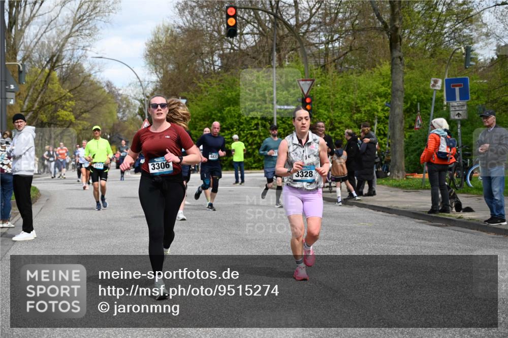 12.04.2026 - 45. Internationalen Wilhelmsburger Insellauf J. Mangold http://msf.ph/oto/9515274 12.04.2026 13:14:41 Ziel 3469, 2107, 4421, 5242, 3425, 5142, 4852, 2430, 5813, 4747, 3773, 5602, 4960, 4418, 5156, 4111, 3306, 3328, 2772, 5348, 4837, 4838, 5348, 4837, 4838, 4669, 2110, 4695, 2815, 2785, 2785, 2043, 2118, 5755, 5029, 4662, 4663, 4559, 3308 meine-sportfotos.de