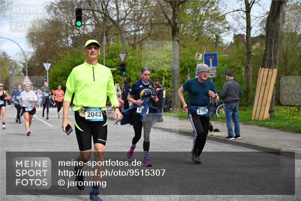 12.04.2026 - 45. Internationalen Wilhelmsburger Insellauf J. Mangold http://msf.ph/oto/9515307 12.04.2026 13:14:46 Ziel 5142, 4852, 2430, 5813, 4747, 3773, 5602, 4960, 4418, 5156, 4111, 3306, 3328, 2772, 5348, 4837, 4838, 4669, 2110, 4695, 2815, 2785, 2043, 2118, 5755, 5029, 4662, 4663, 4559, 3308, 3881, 3882, 3767, 3765 meine-sportfotos.de