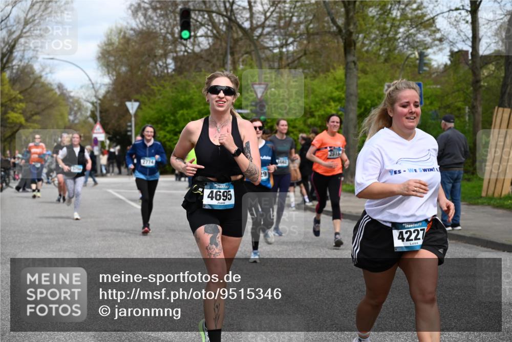 12.04.2026 - 45. Internationalen Wilhelmsburger Insellauf J. Mangold http://msf.ph/oto/9515346 12.04.2026 13:14:52 Ziel 4747, 3773, 5602, 4960, 4418, 5156, 4111, 3306, 3328, 2772, 5348, 4837, 4838, 4669, 2110, 4695, 2815, 2110, 4695, 2815, 2785, 2043, 2118, 5755, 5029, 4662, 4663, 4559, 3308, 3881, 3882, 3767, 3765, 4366, 4227, 3232, 2774, 5725 meine-sportfotos.de