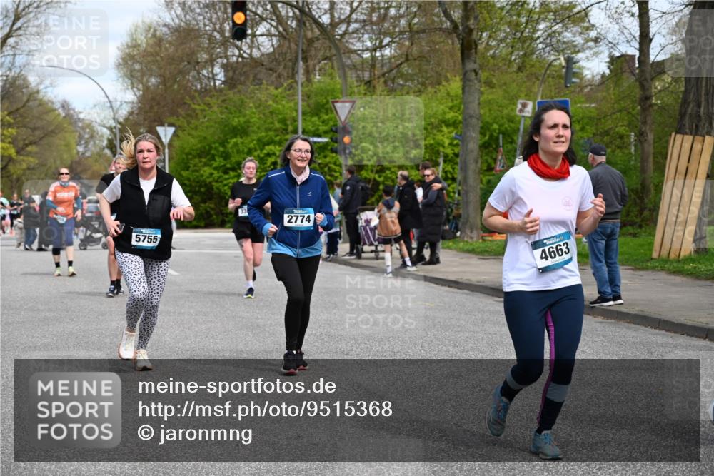 12.04.2026 - 45. Internationalen Wilhelmsburger Insellauf J. Mangold http://msf.ph/oto/9515368 12.04.2026 13:14:55 Ziel 3773, 5602, 4960, 4418, 5156, 4111, 3306, 3328, 2772, 5348, 4837, 4838, 4669, 2110, 4695, 2815, 2785, 2043, 2118, 5755, 5029, 4662, 4663, 4559, 3308, 3881, 3882, 3767, 3765, 3882, 3767, 3765, 4366, 4227, 3232, 2774, 5725 meine-sportfotos.de