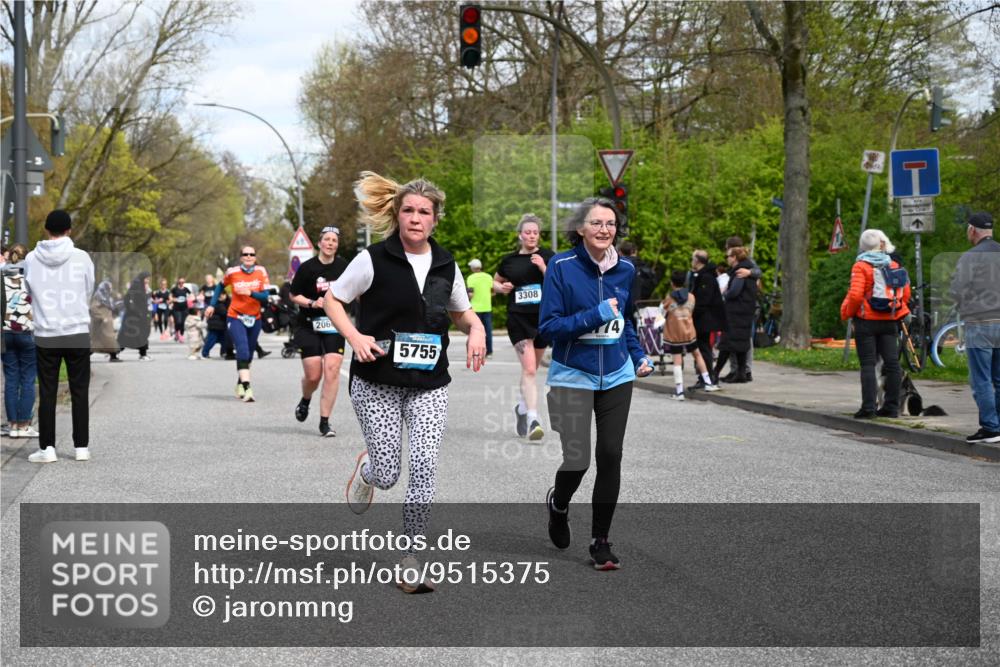 12.04.2026 - 45. Internationalen Wilhelmsburger Insellauf J. Mangold http://msf.ph/oto/9515375 12.04.2026 13:14:55 Ziel 3773, 5602, 4960, 4418, 5156, 4111, 3306, 3328, 2772, 5348, 4837, 4838, 4669, 2110, 4695, 2815, 2785, 2043, 2118, 5755, 5029, 4662, 4663, 4559, 3308, 3881, 3882, 3767, 3765, 3882, 3767, 3765, 4366, 4227, 3232, 2774, 5725 meine-sportfotos.de