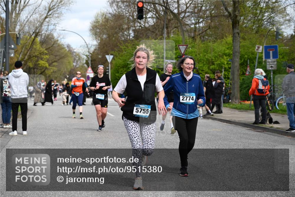12.04.2026 - 45. Internationalen Wilhelmsburger Insellauf J. Mangold http://msf.ph/oto/9515380 12.04.2026 13:14:56 Ziel 4960, 4418, 5156, 4111, 3306, 3328, 2772, 5348, 4837, 4838, 4669, 2110, 4695, 2815, 2785, 2043, 2118, 5755, 5029, 5755, 5029, 4662, 4663, 4559, 3308, 3881, 3882, 3767, 3765, 4366, 4227, 3232, 2774, 5725, 3770, 2617 meine-sportfotos.de