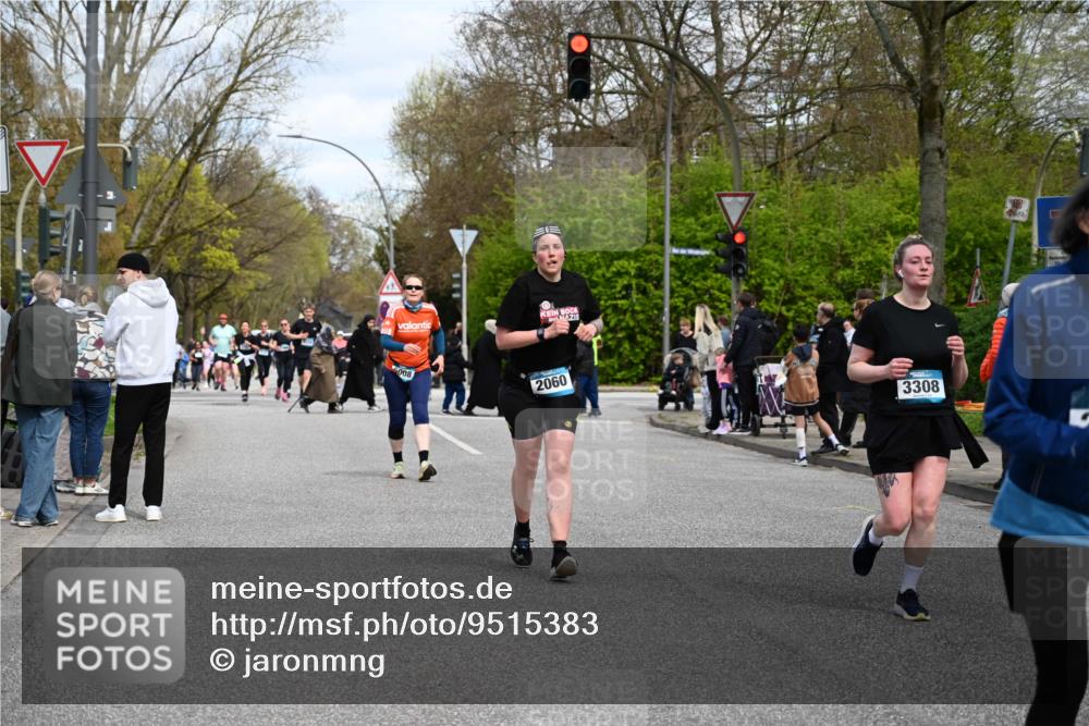 12.04.2026 - 45. Internationalen Wilhelmsburger Insellauf J. Mangold http://msf.ph/oto/9515383 12.04.2026 13:14:57 Ziel 4418, 5156, 4111, 3306, 3328, 2772, 5348, 4837, 4838, 4669, 2110, 4695, 2815, 2785, 2043, 2118, 5755, 5029, 4662, 4663, 4559, 3308, 3881, 3882, 3767, 3765, 4366, 4227, 3232, 2774, 5725, 3770, 2617, 5453 meine-sportfotos.de