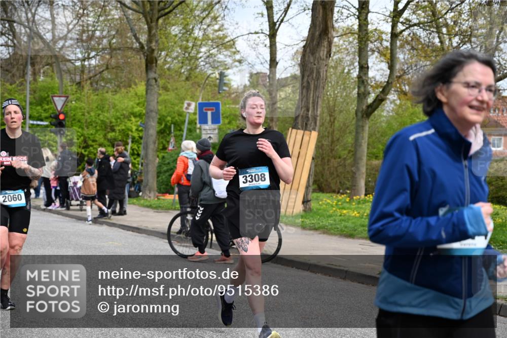 12.04.2026 - 45. Internationalen Wilhelmsburger Insellauf J. Mangold http://msf.ph/oto/9515386 12.04.2026 13:14:58 Ziel 4418, 5156, 4111, 3306, 3328, 2772, 5348, 4837, 4838, 4669, 2110, 4695, 2815, 2785, 2043, 2118, 5755, 5029, 4662, 4663, 4559, 3308, 3881, 3882, 3767, 3765, 4366, 4227, 3232, 2774, 5725, 3770, 2617, 5453 meine-sportfotos.de