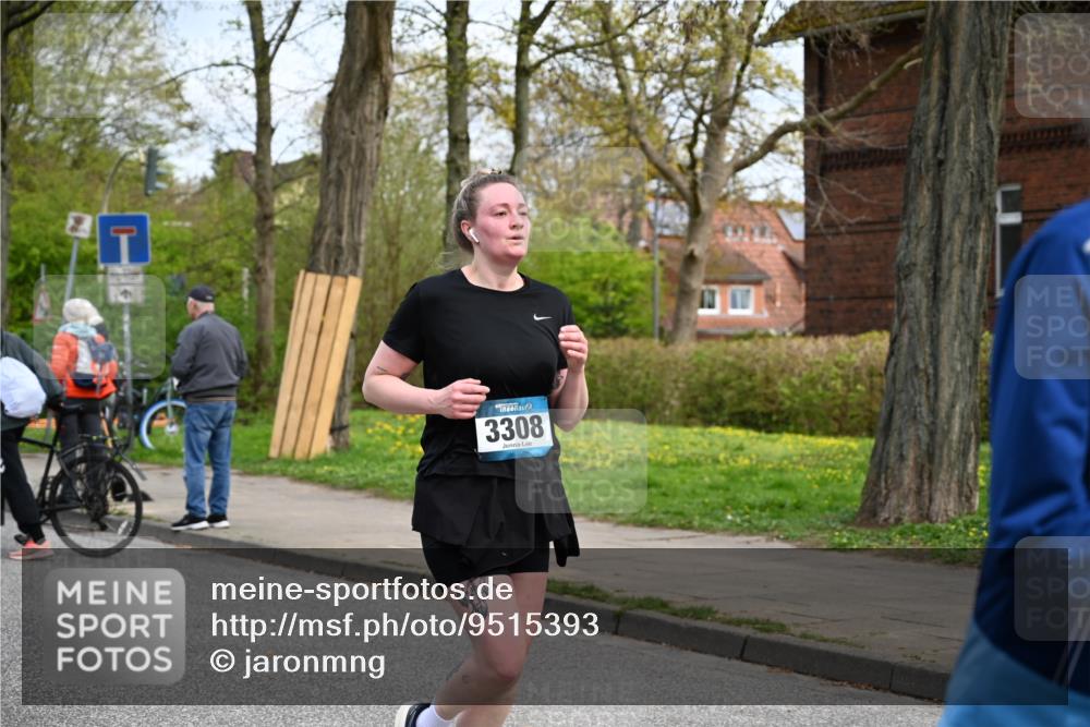 12.04.2026 - 45. Internationalen Wilhelmsburger Insellauf J. Mangold http://msf.ph/oto/9515393 12.04.2026 13:14:59 Ziel 5156, 4111, 3306, 3328, 2772, 5348, 4837, 4838, 4669, 2110, 4695, 2815, 2785, 2043, 2118, 5755, 5029, 4662, 4663, 4559, 3308, 3881, 3882, 3767, 3765, 4366, 4366, 4227, 3232, 2774, 5725, 3770, 2617, 5453, 4942, 4964 meine-sportfotos.de