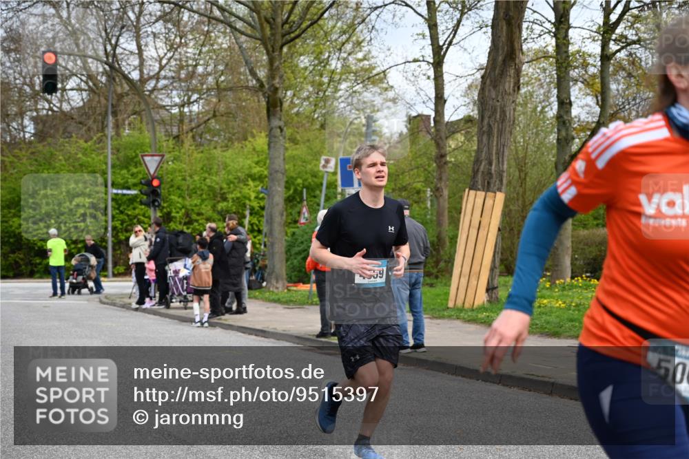 12.04.2026 - 45. Internationalen Wilhelmsburger Insellauf J. Mangold http://msf.ph/oto/9515397 12.04.2026 13:15:06 Ziel 5348, 4837, 4838, 4669, 2110, 4695, 2815, 2785, 2043, 2118, 5755, 5029, 4662, 4663, 4559, 3308, 3881, 3881, 3882, 3767, 3765, 4366, 4227, 3232, 2774, 5725, 3770, 2617, 5453, 4942, 4964, 5675, 4616, 4880, 2832, 3803, 3801 meine-sportfotos.de