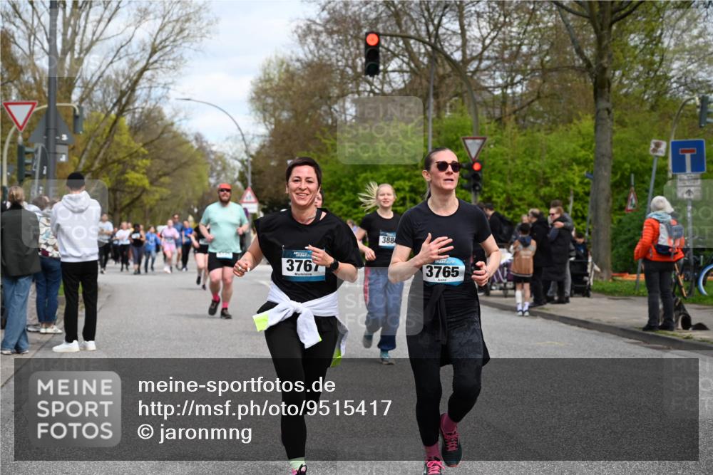 12.04.2026 - 45. Internationalen Wilhelmsburger Insellauf J. Mangold http://msf.ph/oto/9515417 12.04.2026 13:15:09 Ziel 2110, 4695, 2815, 2785, 2043, 2118, 5755, 5029, 4662, 4663, 4559, 3308, 3881, 3882, 3767, 3765, 4366, 4227, 3232, 2774, 5725, 3770, 2617, 5453, 5453, 4942, 4964, 5675, 4616, 4880, 2832, 3803, 3801, 3250 meine-sportfotos.de