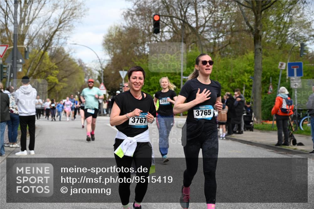 12.04.2026 - 45. Internationalen Wilhelmsburger Insellauf J. Mangold http://msf.ph/oto/9515419 12.04.2026 13:15:09 Ziel 2110, 4695, 2815, 2785, 2043, 2118, 5755, 5029, 4662, 4663, 4559, 3308, 3881, 3882, 3767, 3765, 4366, 4227, 3232, 2774, 5725, 3770, 2617, 5453, 5453, 4942, 4964, 5675, 4616, 4880, 2832, 3803, 3801, 3250 meine-sportfotos.de
