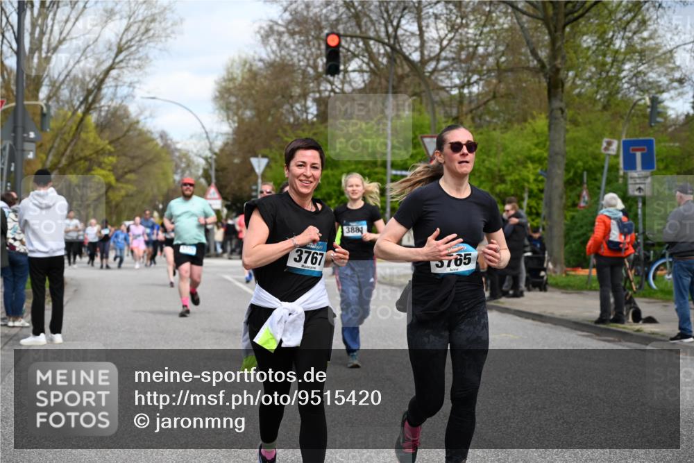 12.04.2026 - 45. Internationalen Wilhelmsburger Insellauf J. Mangold http://msf.ph/oto/9515420 12.04.2026 13:15:09 Ziel 2110, 4695, 2815, 2785, 2043, 2118, 5755, 5029, 4662, 4663, 4559, 3308, 3881, 3882, 3767, 3765, 4366, 4227, 3232, 2774, 5725, 3770, 2617, 5453, 5453, 4942, 4964, 5675, 4616, 4880, 2832, 3803, 3801, 3250 meine-sportfotos.de