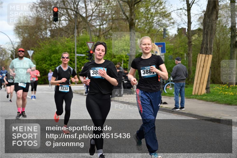 12.04.2026 - 45. Internationalen Wilhelmsburger Insellauf J. Mangold http://msf.ph/oto/9515436 12.04.2026 13:15:11 Ziel 2110, 4695, 2815, 2785, 2043, 2118, 5755, 5029, 4662, 4663, 4559, 3308, 3881, 3882, 3767, 3765, 4366, 4366, 4227, 3232, 2774, 5725, 3770, 2617, 5453, 4942, 4964, 4942, 4964, 5675, 4616, 4880, 2832, 3803, 3801, 3250, 5008, 2853, 3280 meine-sportfotos.de