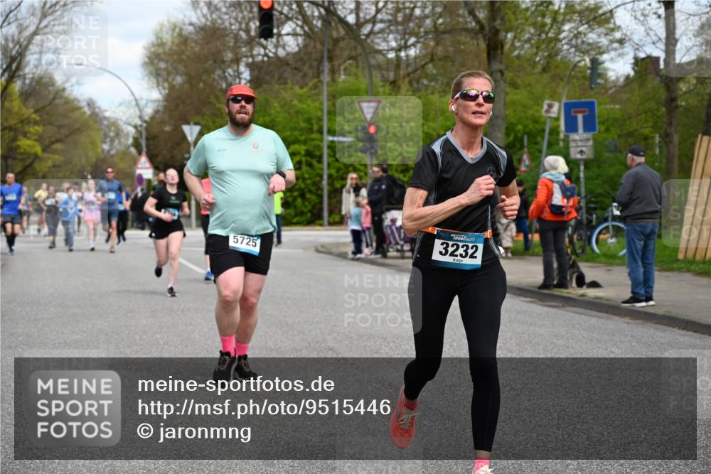 12.04.2026 - 45. Internationalen Wilhelmsburger Insellauf J. Mangold http://msf.ph/oto/9515446 12.04.2026 13:15:12 Ziel 2110, 4695, 2815, 2785, 2043, 2118, 5755, 5029, 4662, 4663, 4559, 3308, 3881, 3882, 3767, 3765, 4366, 4227, 4227, 3232, 2774, 5725, 3770, 2617, 5453, 4942, 4964, 5675, 5675, 4616, 4880, 2832, 3803, 3801, 3250, 5008, 2853, 3280, 3244, 5292, 4861 meine-sportfotos.de
