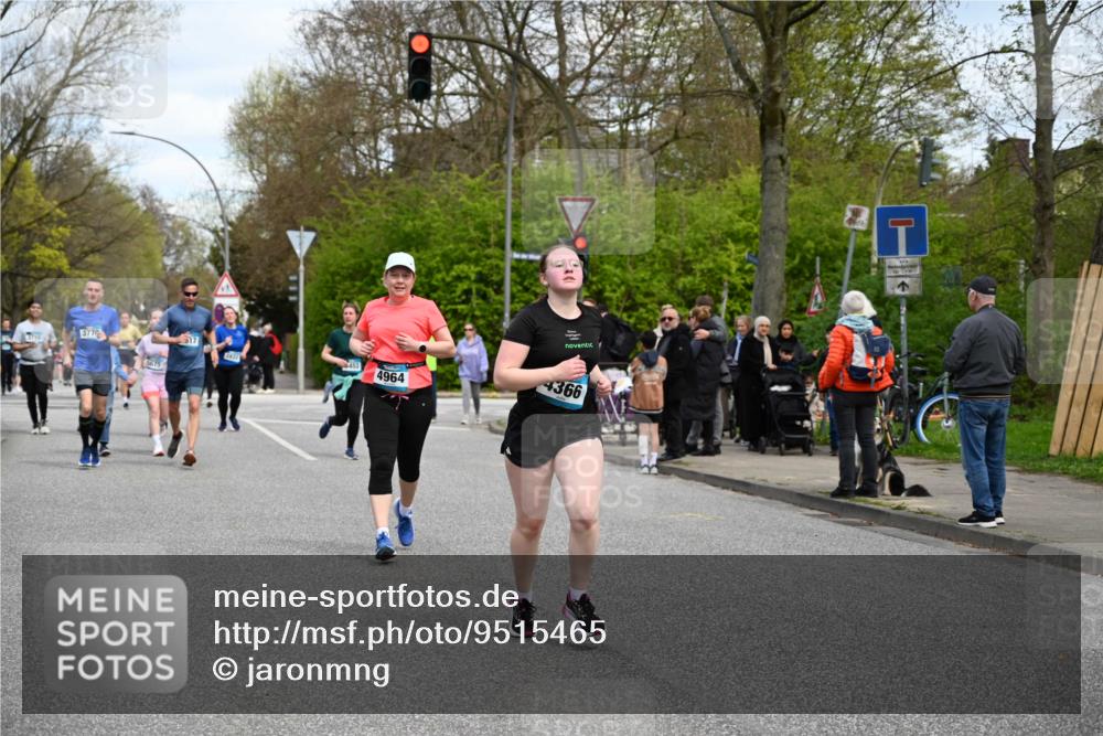 12.04.2026 - 45. Internationalen Wilhelmsburger Insellauf J. Mangold http://msf.ph/oto/9515465 12.04.2026 13:15:15 Ziel 2110, 4695, 2815, 2785, 2043, 2118, 5755, 5029, 4662, 4663, 4559, 3308, 3881, 3882, 3767, 3765, 4366, 4227, 3232, 3232, 2774, 5725, 3770, 2617, 5453, 4942, 4964, 5675, 4616, 4880, 2832, 3803, 3801, 3250, 5008, 2853, 3280, 3244, 5292, 4861, 2032, 4731, 2884, 3850, 4053 meine-sportfotos.de
