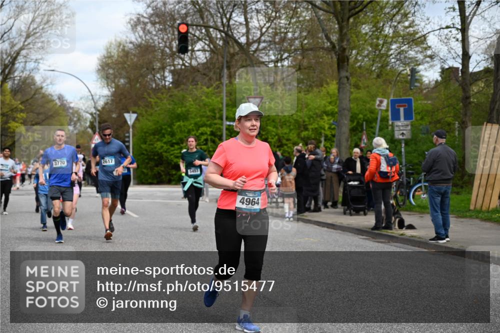 12.04.2026 - 45. Internationalen Wilhelmsburger Insellauf J. Mangold http://msf.ph/oto/9515477 12.04.2026 13:15:17 Ziel 2110, 4695, 2815, 2785, 2043, 2118, 5755, 5029, 4662, 4663, 4559, 3308, 3881, 3882, 3767, 3765, 4366, 4227, 3232, 2774, 5725, 3770, 2617, 5453, 4942, 4964, 5675, 4616, 4880, 2832, 2832, 3803, 3801, 3250, 5008, 2853, 3280, 3244, 5292, 4861, 2032, 4731, 2884, 3850, 4053, 5686 meine-sportfotos.de