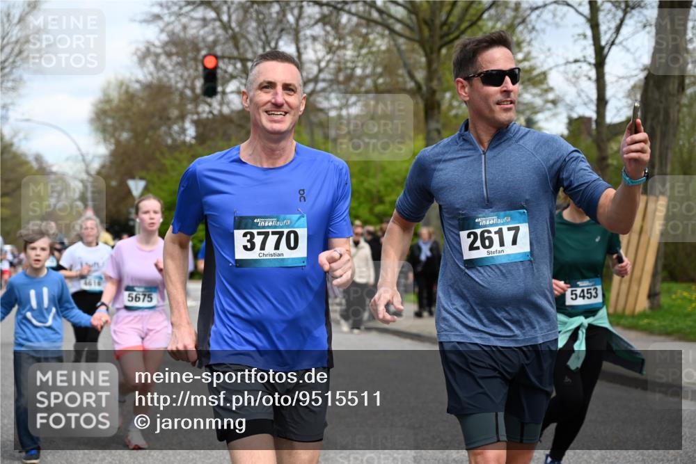 12.04.2026 - 45. Internationalen Wilhelmsburger Insellauf J. Mangold http://msf.ph/oto/9515511 12.04.2026 13:15:20 Ziel 5755, 5029, 4662, 4663, 4559, 3308, 3881, 3882, 3767, 3765, 4366, 4227, 3232, 2774, 5725, 3770, 2617, 3770, 2617, 5453, 4942, 4964, 5675, 4616, 4880, 2832, 3803, 3801, 3250, 5008, 2853, 3280, 3244, 5292, 4861, 2032, 4731, 2884, 3850, 4053, 5686, 4814, 4491 meine-sportfotos.de