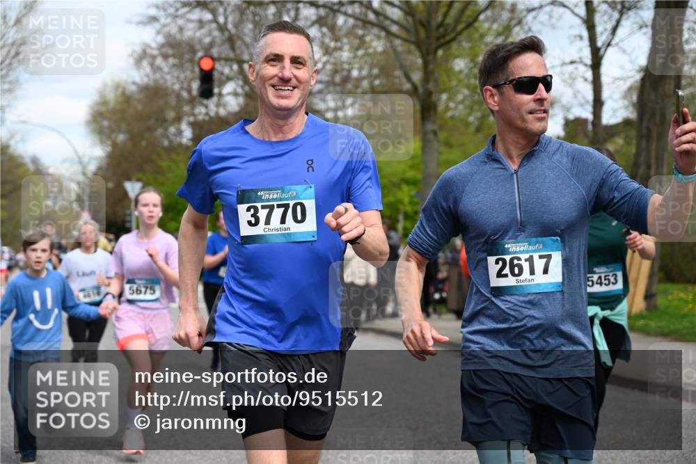 12.04.2026 - 45. Internationalen Wilhelmsburger Insellauf J. Mangold http://msf.ph/oto/9515512 12.04.2026 13:15:21 Ziel 5755, 5029, 4662, 4663, 4559, 3308, 3881, 3882, 3767, 3765, 4366, 4227, 3232, 2774, 5725, 3770, 2617, 5453, 5453, 4942, 4964, 5675, 4616, 4880, 2832, 3803, 3801, 3250, 3250, 5008, 2853, 3280, 3244, 5292, 4861, 2032, 4731, 2884, 3850, 4053, 5686, 4814, 4491 meine-sportfotos.de