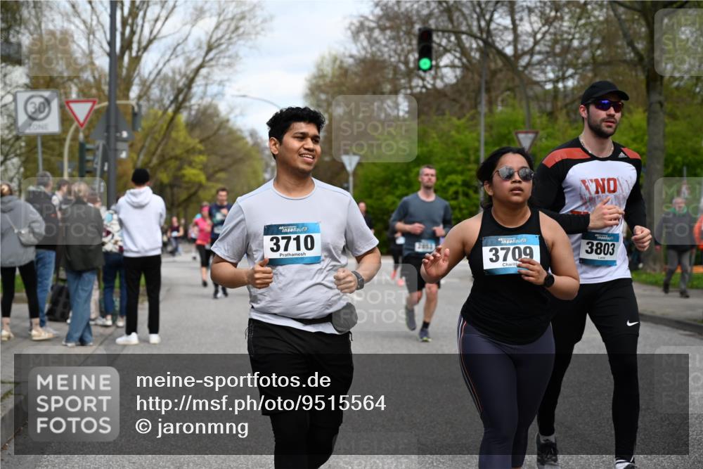 12.04.2026 - 45. Internationalen Wilhelmsburger Insellauf J. Mangold http://msf.ph/oto/9515564 12.04.2026 13:15:27 Ziel 4559, 3308, 3881, 3882, 3767, 3765, 4366, 4227, 3232, 2774, 5725, 3770, 2617, 5453, 4942, 4964, 5675, 4616, 4880, 2832, 3803, 3801, 3250, 5008, 2853, 3280, 3244, 5292, 4861, 2032, 4731, 2884, 3850, 4053, 4053, 5686, 4814, 4491, 2681, 5839, 5582, 5666, 3993, 5517 meine-sportfotos.de