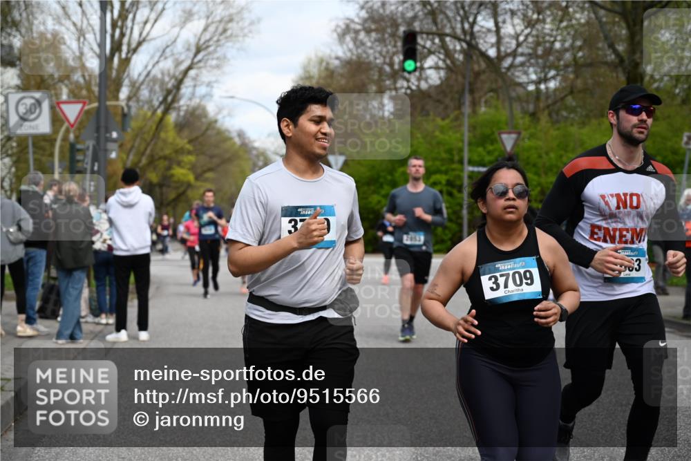 12.04.2026 - 45. Internationalen Wilhelmsburger Insellauf J. Mangold http://msf.ph/oto/9515566 12.04.2026 13:15:27 Ziel 4559, 3308, 3881, 3882, 3767, 3765, 4366, 4227, 3232, 2774, 5725, 3770, 2617, 5453, 4942, 4964, 5675, 4616, 4880, 2832, 3803, 3801, 3250, 5008, 2853, 3280, 3244, 5292, 4861, 2032, 4731, 2884, 3850, 4053, 4053, 5686, 4814, 4491, 2681, 5839, 5582, 5666, 3993, 5517 meine-sportfotos.de