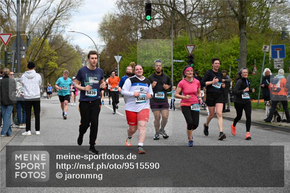 12.04.2026 - 45. Internationalen Wilhelmsburger Insellauf J. Mangold http://msf.ph/oto/9515590 12.04.2026 13:15:33 Ziel 4366, 4227, 3232, 2774, 5725, 3770, 2617, 5453, 4942, 4964, 5675, 4616, 4880, 2832, 3803, 3801, 3250, 3250, 5008, 2853, 3280, 3244, 5292, 4861, 2032, 4731, 2884, 3850, 4053, 5686, 4814, 4491, 2681, 5839, 5582, 5666, 3993, 5517, 3710, 3709 meine-sportfotos.de