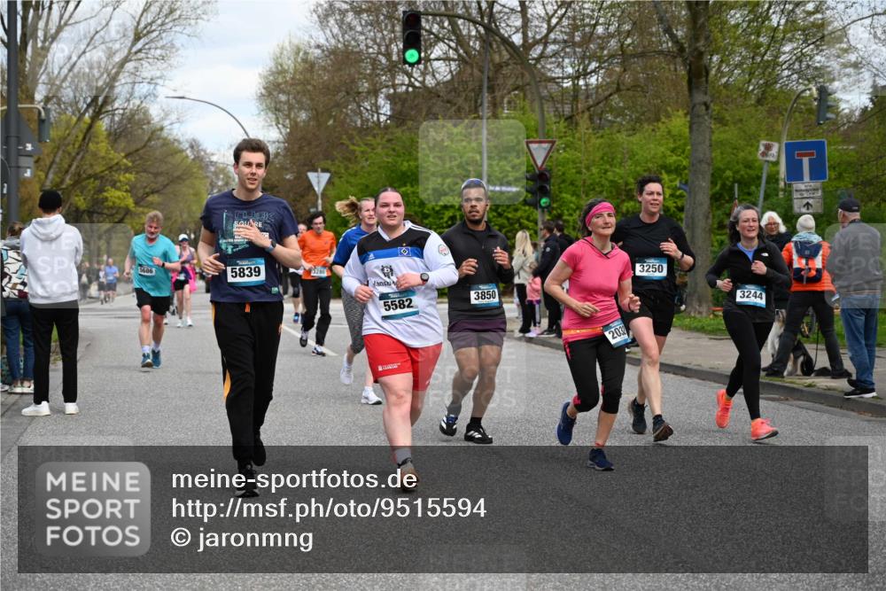 12.04.2026 - 45. Internationalen Wilhelmsburger Insellauf J. Mangold http://msf.ph/oto/9515594 12.04.2026 13:15:33 Ziel 4366, 4227, 3232, 2774, 5725, 3770, 2617, 5453, 4942, 4964, 5675, 4616, 4880, 2832, 3803, 3801, 3250, 3250, 5008, 2853, 3280, 3244, 5292, 4861, 2032, 4731, 2884, 3850, 4053, 5686, 4814, 4491, 2681, 5839, 5582, 5666, 3993, 5517, 3710, 3709 meine-sportfotos.de