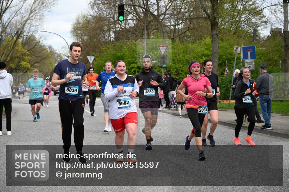 12.04.2026 - 45. Internationalen Wilhelmsburger Insellauf J. Mangold http://msf.ph/oto/9515597 12.04.2026 13:15:33 Ziel 4366, 4227, 3232, 2774, 5725, 3770, 2617, 5453, 4942, 4964, 5675, 4616, 4880, 2832, 3803, 3801, 3250, 3250, 5008, 2853, 3280, 3244, 5292, 4861, 2032, 4731, 2884, 3850, 4053, 5686, 4814, 4491, 2681, 5839, 5582, 5666, 3993, 5517, 3710, 3709 meine-sportfotos.de