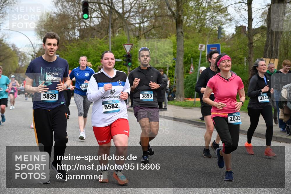 12.04.2026 - 45. Internationalen Wilhelmsburger Insellauf J. Mangold http://msf.ph/oto/9515606 12.04.2026 13:15:34 Ziel 4366, 4227, 3232, 2774, 5725, 3770, 2617, 5453, 4942, 4964, 5675, 4616, 4880, 2832, 3803, 3801, 3250, 5008, 5008, 2853, 3280, 3244, 5292, 4861, 2032, 4731, 2884, 3850, 4053, 5686, 4814, 4491, 2681, 5839, 5582, 5666, 3993, 5517, 3710, 3709 meine-sportfotos.de