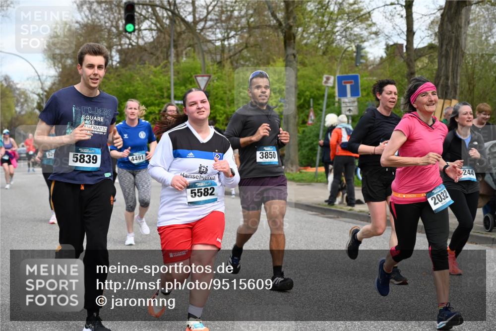 12.04.2026 - 45. Internationalen Wilhelmsburger Insellauf J. Mangold http://msf.ph/oto/9515609 12.04.2026 13:15:34 Ziel 4366, 4227, 3232, 2774, 5725, 3770, 2617, 5453, 4942, 4964, 5675, 4616, 4880, 2832, 3803, 3801, 3250, 5008, 5008, 2853, 3280, 3244, 5292, 4861, 2032, 4731, 2884, 3850, 4053, 5686, 4814, 4491, 2681, 5839, 5582, 5666, 3993, 5517, 3710, 3709 meine-sportfotos.de