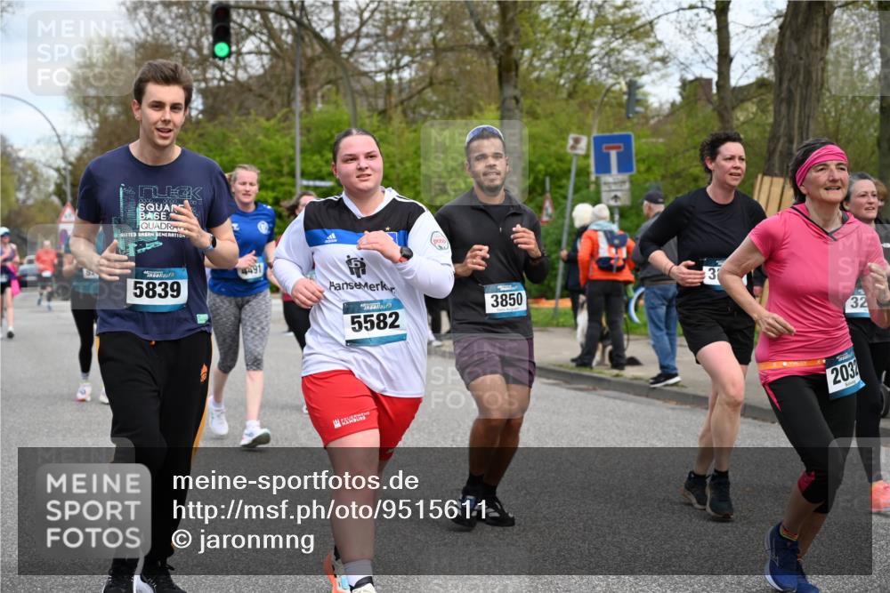 12.04.2026 - 45. Internationalen Wilhelmsburger Insellauf J. Mangold http://msf.ph/oto/9515611 12.04.2026 13:15:34 Ziel 4366, 4227, 3232, 2774, 5725, 3770, 2617, 5453, 4942, 4964, 5675, 4616, 4880, 2832, 3803, 3801, 3250, 5008, 5008, 2853, 3280, 3244, 5292, 4861, 2032, 4731, 2884, 3850, 4053, 5686, 4814, 4491, 2681, 5839, 5582, 5666, 3993, 5517, 3710, 3709 meine-sportfotos.de