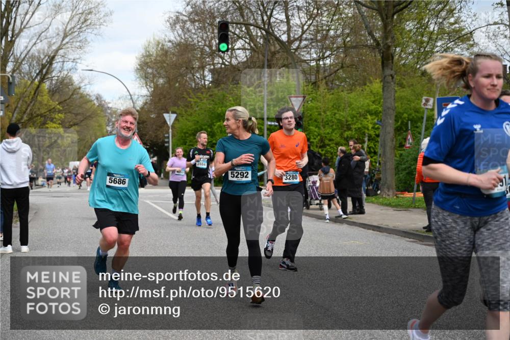 12.04.2026 - 45. Internationalen Wilhelmsburger Insellauf J. Mangold http://msf.ph/oto/9515620 12.04.2026 13:15:37 Ziel 4227, 3232, 2774, 5725, 3770, 2617, 5453, 4942, 4964, 5675, 4616, 4880, 2832, 3803, 3801, 3250, 5008, 2853, 3280, 3244, 5292, 4861, 2032, 2032, 4731, 2884, 3850, 4053, 5686, 4814, 4491, 2681, 5839, 5582, 5666, 5666, 3993, 5517, 3710, 3709, 4132 meine-sportfotos.de