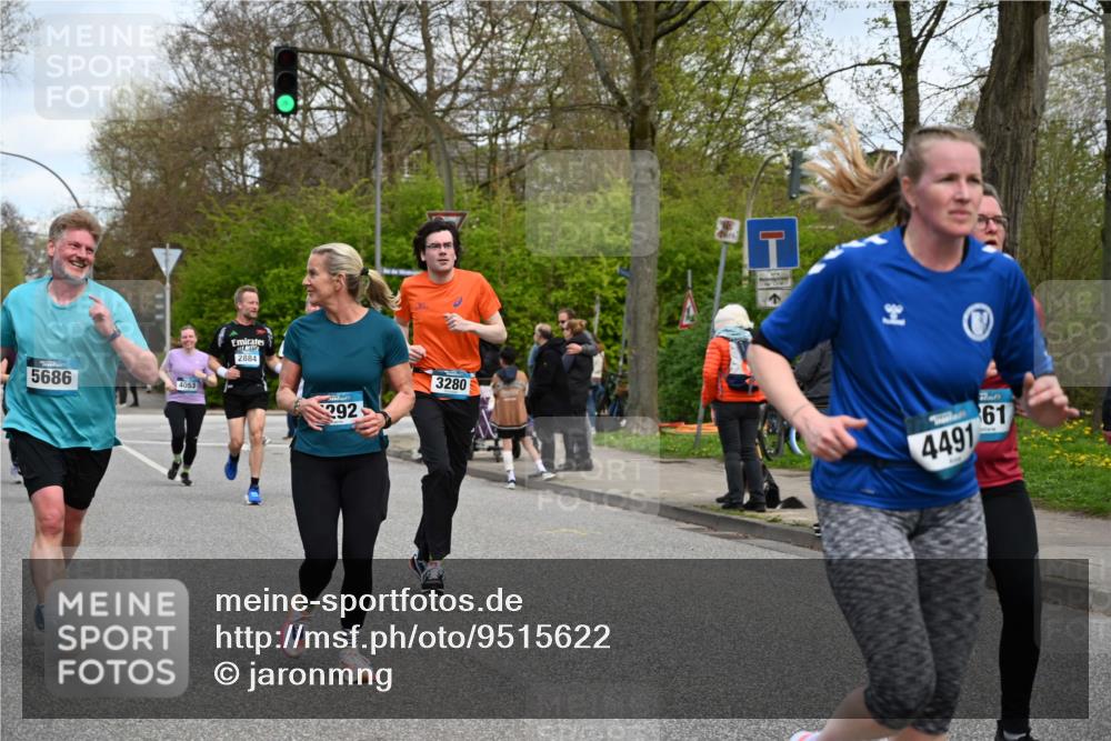 12.04.2026 - 45. Internationalen Wilhelmsburger Insellauf J. Mangold http://msf.ph/oto/9515622 12.04.2026 13:15:37 Ziel 4227, 3232, 2774, 5725, 3770, 2617, 5453, 4942, 4964, 5675, 4616, 4880, 2832, 3803, 3801, 3250, 5008, 2853, 3280, 3244, 5292, 4861, 2032, 2032, 4731, 2884, 3850, 4053, 5686, 4814, 4491, 2681, 5839, 5582, 5666, 5666, 3993, 5517, 3710, 3709, 4132 meine-sportfotos.de