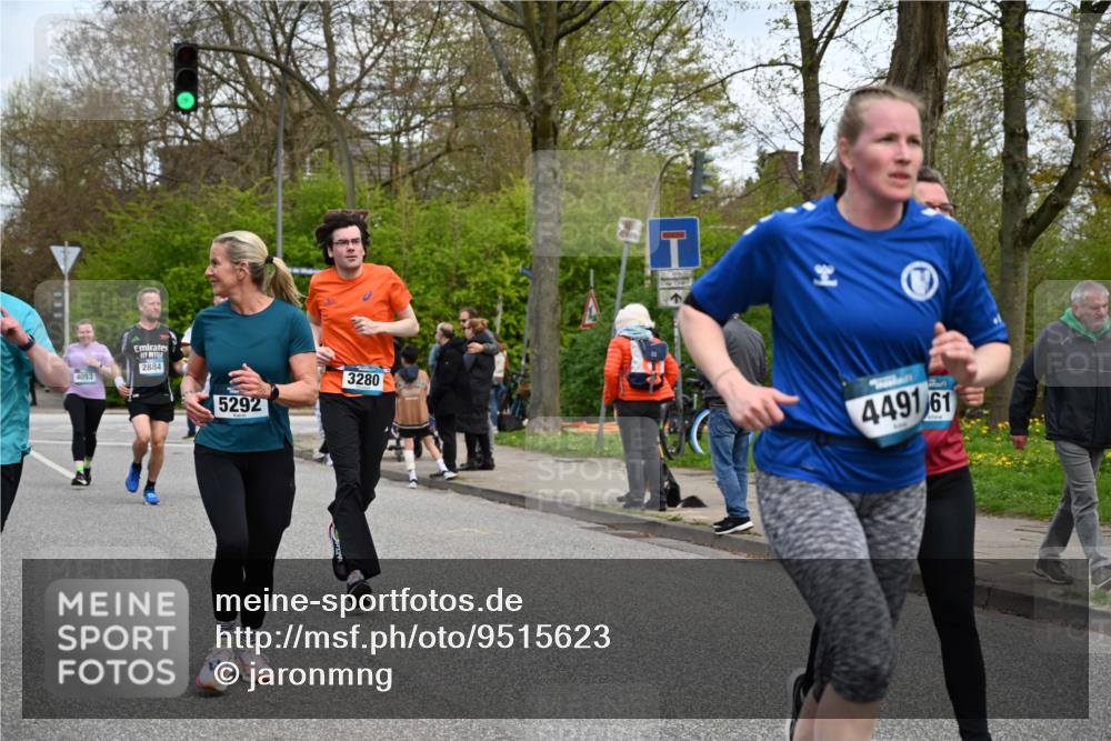 12.04.2026 - 45. Internationalen Wilhelmsburger Insellauf J. Mangold http://msf.ph/oto/9515623 12.04.2026 13:15:37 Ziel 4227, 3232, 2774, 5725, 3770, 2617, 5453, 4942, 4964, 5675, 4616, 4880, 2832, 3803, 3801, 3250, 5008, 2853, 3280, 3244, 5292, 4861, 2032, 2032, 4731, 2884, 3850, 4053, 5686, 4814, 4491, 2681, 5839, 5582, 5666, 5666, 3993, 5517, 3710, 3709, 4132 meine-sportfotos.de