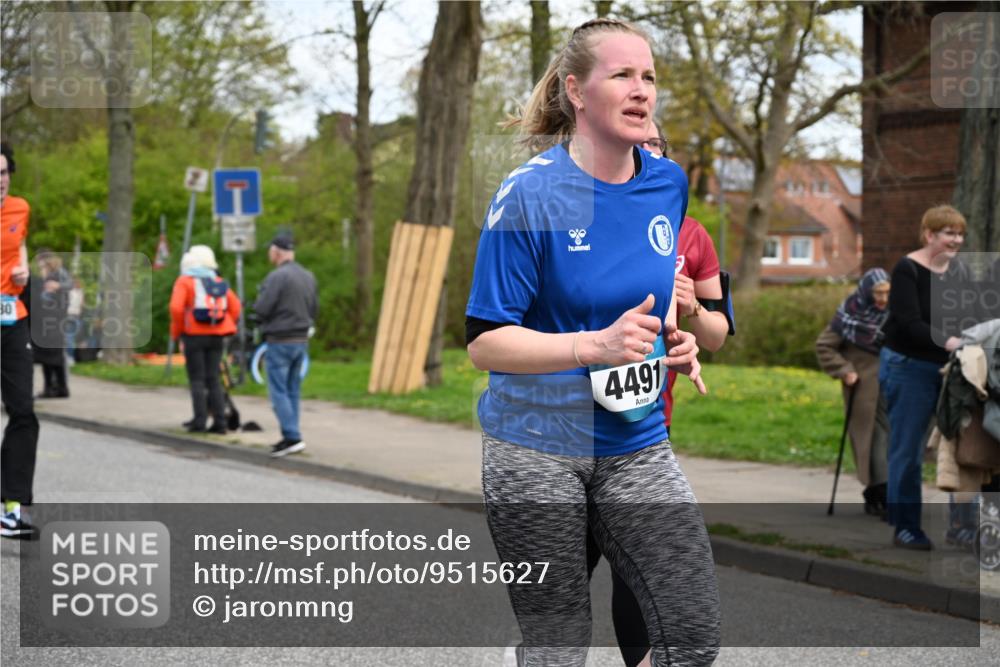 12.04.2026 - 45. Internationalen Wilhelmsburger Insellauf J. Mangold http://msf.ph/oto/9515627 12.04.2026 13:15:37 Ziel 4227, 3232, 2774, 5725, 3770, 2617, 5453, 4942, 4964, 5675, 4616, 4880, 2832, 3803, 3801, 3250, 5008, 2853, 3280, 3244, 5292, 4861, 2032, 2032, 4731, 2884, 3850, 4053, 5686, 4814, 4491, 2681, 5839, 5582, 5666, 5666, 3993, 5517, 3710, 3709, 4132 meine-sportfotos.de