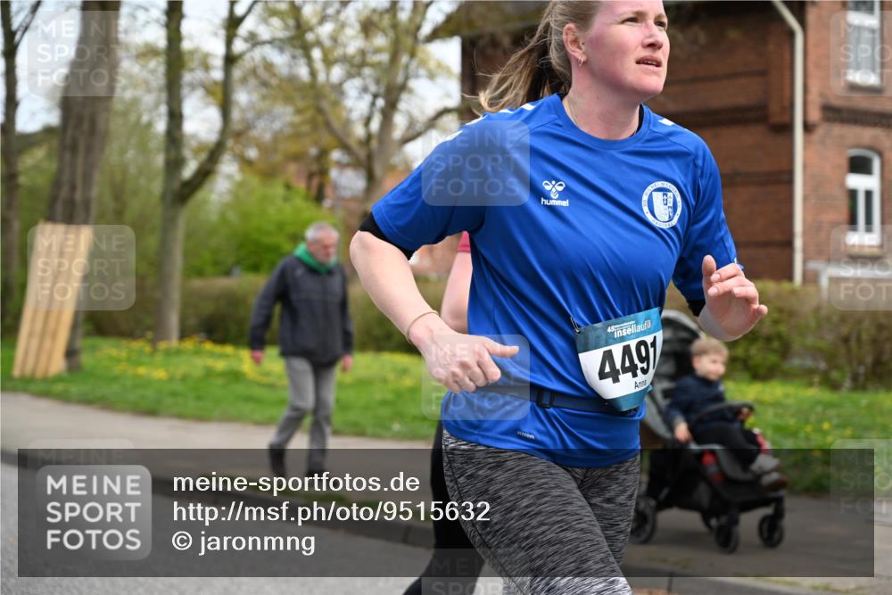 12.04.2026 - 45. Internationalen Wilhelmsburger Insellauf J. Mangold http://msf.ph/oto/9515632 12.04.2026 13:15:38 Ziel 3232, 2774, 5725, 3770, 2617, 5453, 4942, 4964, 5675, 4616, 4880, 2832, 3803, 3801, 3250, 5008, 2853, 3280, 3244, 5292, 4861, 2032, 4731, 2884, 3850, 4731, 2884, 3850, 4053, 5686, 4814, 4491, 2681, 5839, 5582, 5666, 3993, 3993, 5517, 3710, 3709, 4132, 2849 meine-sportfotos.de