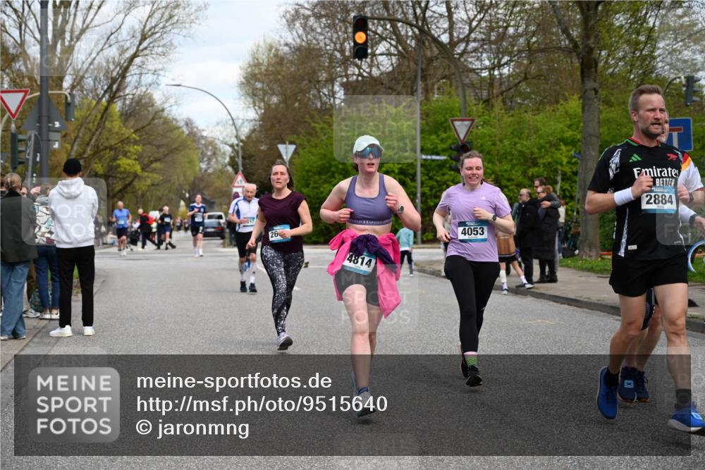 12.04.2026 - 45. Internationalen Wilhelmsburger Insellauf J. Mangold http://msf.ph/oto/9515640 12.04.2026 13:15:40 Ziel 3232, 2774, 5725, 3770, 2617, 5453, 4942, 4964, 5675, 4616, 4880, 2832, 3803, 3801, 3250, 5008, 2853, 3280, 3244, 5292, 4861, 2032, 4731, 2884, 3850, 4053, 5686, 5686, 4814, 4491, 2681, 5839, 5582, 5666, 3993, 5517, 3710, 3709, 4132, 2849, 4808, 5261 meine-sportfotos.de