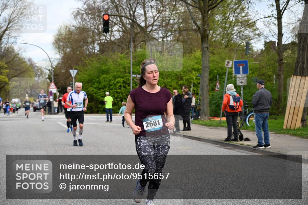 12.04.2026 - 45. Internationalen Wilhelmsburger Insellauf J. Mangold http://msf.ph/oto/9515657 12.04.2026 13:15:42 Ziel 3770, 2617, 5453, 4942, 4964, 5675, 4616, 4880, 2832, 3803, 3801, 3250, 5008, 2853, 3280, 3244, 5292, 4861, 2032, 4731, 2884, 3850, 4053, 5686, 4814, 4491, 4814, 4491, 2681, 5839, 5582, 5666, 3993, 5517, 3710, 3709, 4132, 2849, 4808, 5261, 3220, 4502 meine-sportfotos.de