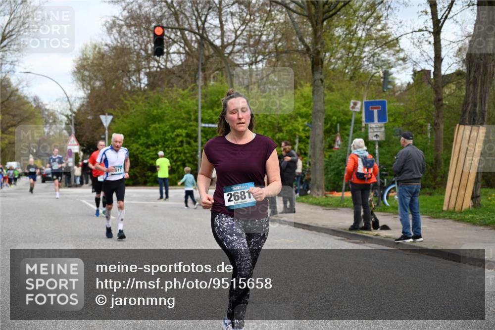 12.04.2026 - 45. Internationalen Wilhelmsburger Insellauf J. Mangold http://msf.ph/oto/9515658 12.04.2026 13:15:42 Ziel 3770, 2617, 5453, 4942, 4964, 5675, 4616, 4880, 2832, 3803, 3801, 3250, 5008, 2853, 3280, 3244, 5292, 4861, 2032, 4731, 2884, 3850, 4053, 5686, 4814, 4491, 4814, 4491, 2681, 5839, 5582, 5666, 3993, 5517, 3710, 3709, 4132, 2849, 4808, 5261, 3220, 4502 meine-sportfotos.de