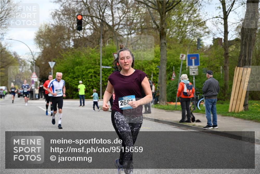 12.04.2026 - 45. Internationalen Wilhelmsburger Insellauf J. Mangold http://msf.ph/oto/9515659 12.04.2026 13:15:42 Ziel 3770, 2617, 5453, 4942, 4964, 5675, 4616, 4880, 2832, 3803, 3801, 3250, 5008, 2853, 3280, 3244, 5292, 4861, 2032, 4731, 2884, 3850, 4053, 5686, 4814, 4491, 4814, 4491, 2681, 5839, 5582, 5666, 3993, 5517, 3710, 3709, 4132, 2849, 4808, 5261, 3220, 4502 meine-sportfotos.de