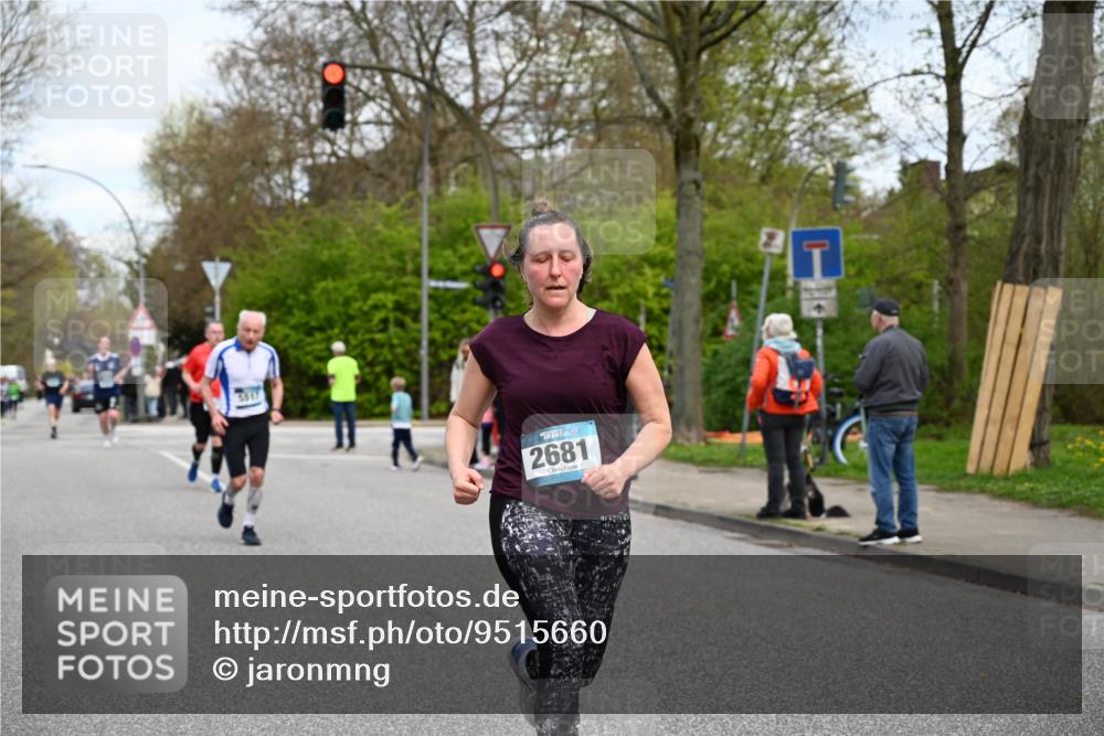 12.04.2026 - 45. Internationalen Wilhelmsburger Insellauf J. Mangold http://msf.ph/oto/9515660 12.04.2026 13:15:42 Ziel 3770, 2617, 5453, 4942, 4964, 5675, 4616, 4880, 2832, 3803, 3801, 3250, 5008, 2853, 3280, 3244, 5292, 4861, 2032, 4731, 2884, 3850, 4053, 5686, 4814, 4491, 4814, 4491, 2681, 5839, 5582, 5666, 3993, 5517, 3710, 3709, 4132, 2849, 4808, 5261, 3220, 4502 meine-sportfotos.de