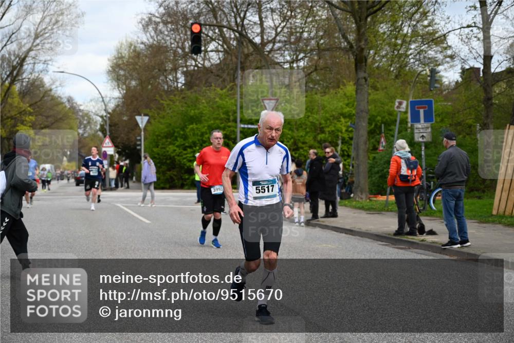 12.04.2026 - 45. Internationalen Wilhelmsburger Insellauf J. Mangold http://msf.ph/oto/9515670 12.04.2026 13:15:45 Ziel 3770, 2617, 5453, 4942, 4964, 5675, 4616, 4880, 2832, 3803, 3801, 3250, 5008, 2853, 3280, 3244, 5292, 4861, 2032, 4731, 2884, 3850, 4053, 5686, 4814, 4491, 2681, 5839, 5582, 5666, 3993, 5517, 3710, 3709, 4132, 2849, 4808, 5261, 3220, 4502, 3897 meine-sportfotos.de