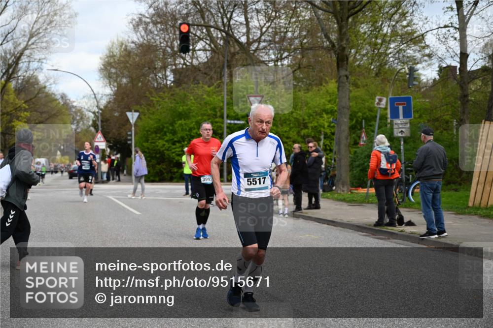 12.04.2026 - 45. Internationalen Wilhelmsburger Insellauf J. Mangold http://msf.ph/oto/9515671 12.04.2026 13:15:45 Ziel 3770, 2617, 5453, 4942, 4964, 5675, 4616, 4880, 2832, 3803, 3801, 3250, 5008, 2853, 3280, 3244, 5292, 4861, 2032, 4731, 2884, 3850, 4053, 5686, 4814, 4491, 2681, 5839, 5582, 5666, 3993, 5517, 3710, 3709, 4132, 2849, 4808, 5261, 3220, 4502, 3897 meine-sportfotos.de