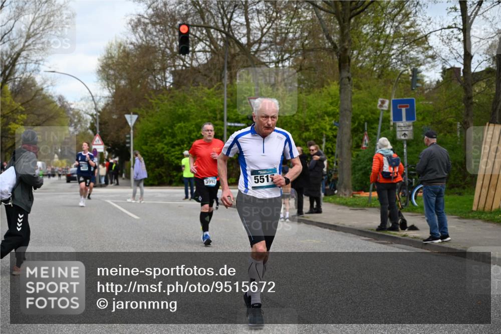 12.04.2026 - 45. Internationalen Wilhelmsburger Insellauf J. Mangold http://msf.ph/oto/9515672 12.04.2026 13:15:45 Ziel 3770, 2617, 5453, 4942, 4964, 5675, 4616, 4880, 2832, 3803, 3801, 3250, 5008, 2853, 3280, 3244, 5292, 4861, 2032, 4731, 2884, 3850, 4053, 5686, 4814, 4491, 2681, 5839, 5582, 5666, 3993, 5517, 3710, 3709, 4132, 2849, 4808, 5261, 3220, 4502, 3897 meine-sportfotos.de