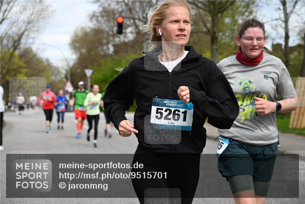 12.04.2026 - 45. Internationalen Wilhelmsburger Insellauf J. Mangold http://msf.ph/oto/9515701 12.04.2026 13:16:06 Ziel 4814, 4491, 2681, 5839, 5582, 5666, 3993, 5517, 3710, 3709, 4132, 2849, 4808, 5261, 3220, 4502, 3897, 3245, 4849, 3195, 5275, 5269, 4820, 4926, 3656, 4312, 5404, 3704 meine-sportfotos.de