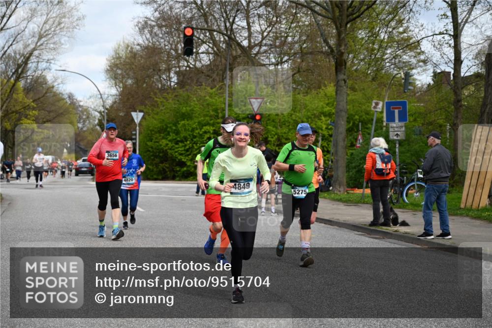 12.04.2026 - 45. Internationalen Wilhelmsburger Insellauf J. Mangold http://msf.ph/oto/9515704 12.04.2026 13:16:09 Ziel 2681, 5839, 5582, 5666, 3993, 5517, 3710, 3709, 4132, 2849, 4808, 5261, 3220, 4502, 3897, 3245, 4849, 3195, 5275, 5269, 4820, 4926, 3656, 4312, 4312, 5404, 3704, 3846 meine-sportfotos.de