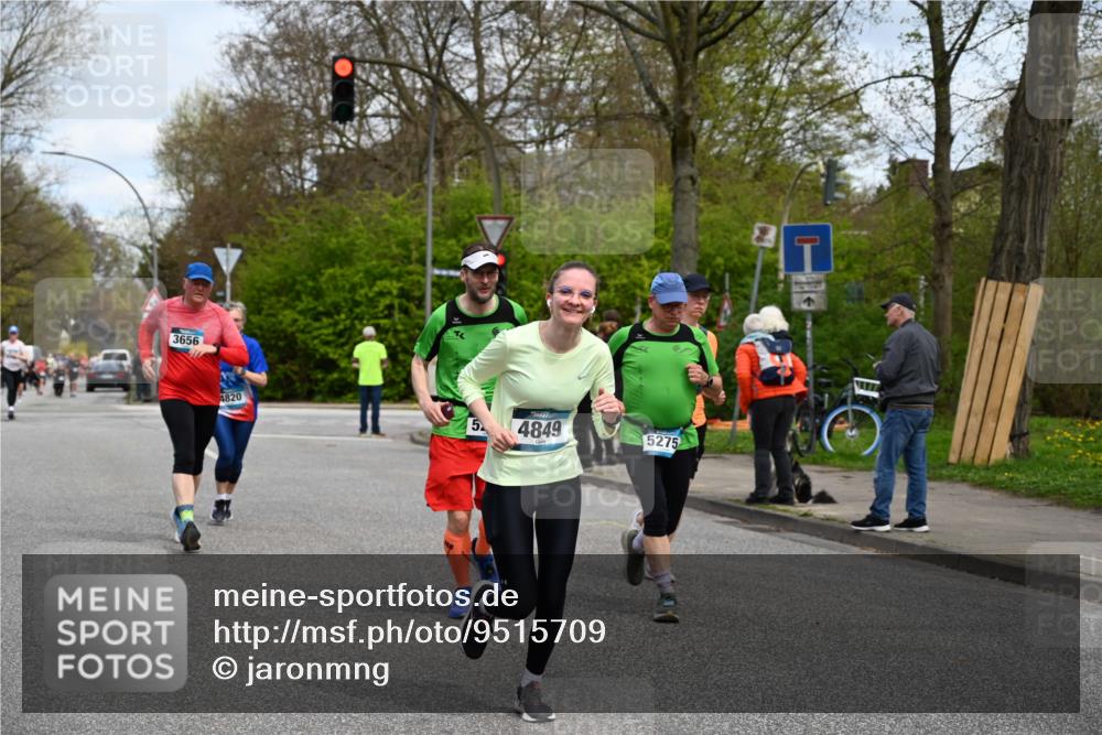 12.04.2026 - 45. Internationalen Wilhelmsburger Insellauf J. Mangold http://msf.ph/oto/9515709 12.04.2026 13:16:09 Ziel 2681, 5839, 5582, 5666, 3993, 5517, 3710, 3709, 4132, 2849, 4808, 5261, 3220, 4502, 3897, 3245, 4849, 3195, 5275, 5269, 4820, 4926, 3656, 4312, 4312, 5404, 3704, 3846 meine-sportfotos.de