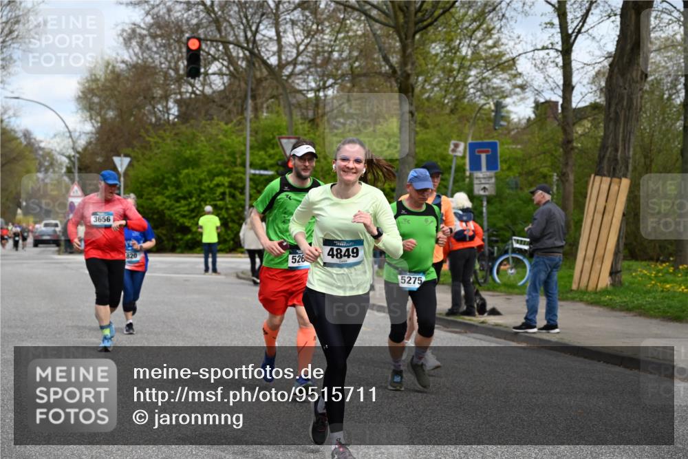 12.04.2026 - 45. Internationalen Wilhelmsburger Insellauf J. Mangold http://msf.ph/oto/9515711 12.04.2026 13:16:10 Ziel 2681, 5839, 5582, 5666, 3993, 5517, 3710, 3709, 4132, 2849, 4808, 5261, 3220, 4502, 3897, 3245, 4849, 3245, 4849, 3195, 5275, 5269, 4820, 4926, 3656, 4312, 5404, 3704, 3846, 2316 meine-sportfotos.de