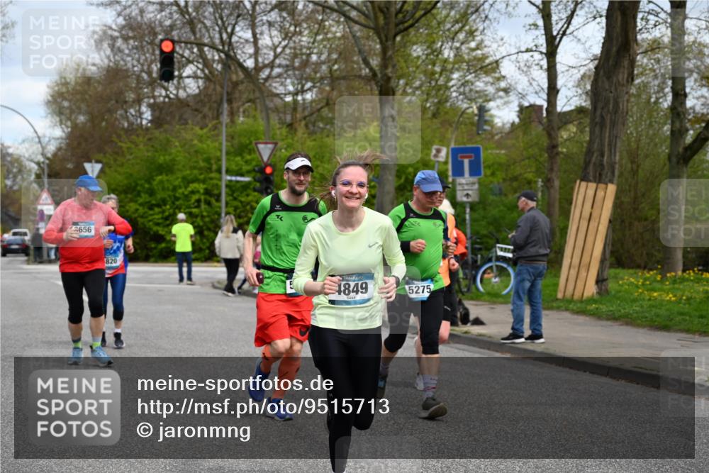 12.04.2026 - 45. Internationalen Wilhelmsburger Insellauf J. Mangold http://msf.ph/oto/9515713 12.04.2026 13:16:10 Ziel 2681, 5839, 5582, 5666, 3993, 5517, 3710, 3709, 4132, 2849, 4808, 5261, 3220, 4502, 3897, 3245, 4849, 3245, 4849, 3195, 5275, 5269, 4820, 4926, 3656, 4312, 5404, 3704, 3846, 2316 meine-sportfotos.de